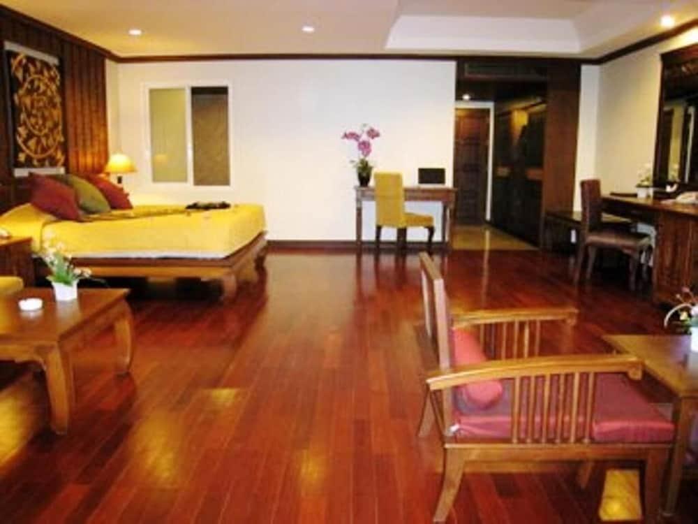Avalon Beach Resort Pattaya Zewnętrze zdjęcie